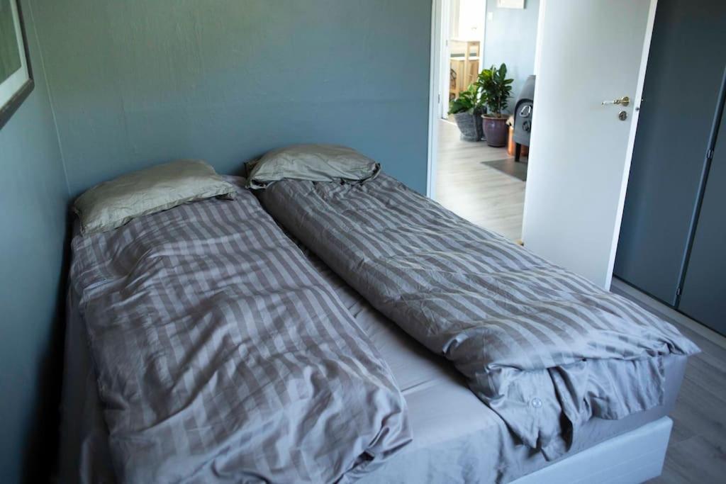 דירות 5 Minutes To Downtown Arendal-Free Parking מראה חיצוני תמונה