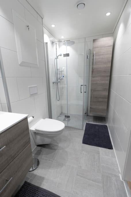 דירות 5 Minutes To Downtown Arendal-Free Parking מראה חיצוני תמונה